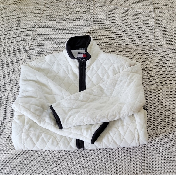 Tommy Hilfiger White Fleece Jacket with lining. In great condition - Picture 2 of 10